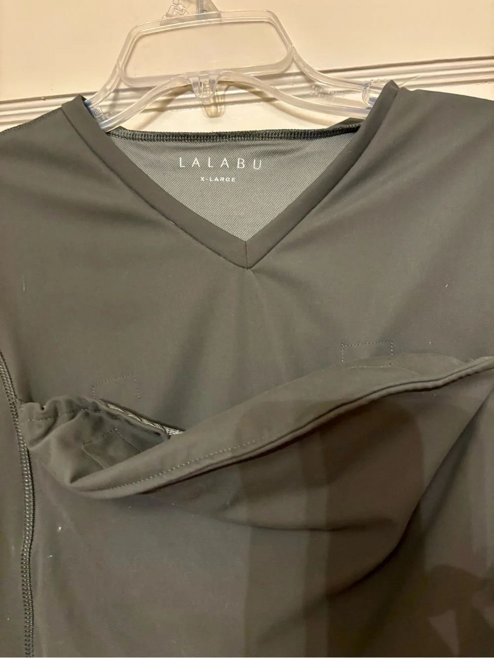 Lalabu Men's Olive Green V-Neck Short Sleeve Shirt